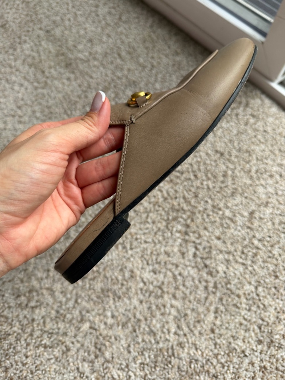 Gucci Women's Taupe Leather Horsebit Mules - Picture 8 of 10